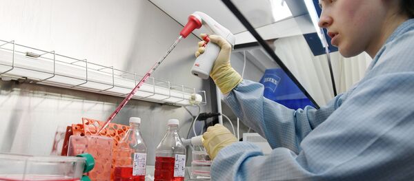 Тестирование препарата от коронавируса в лаборатории - 俄罗斯卫星通讯社