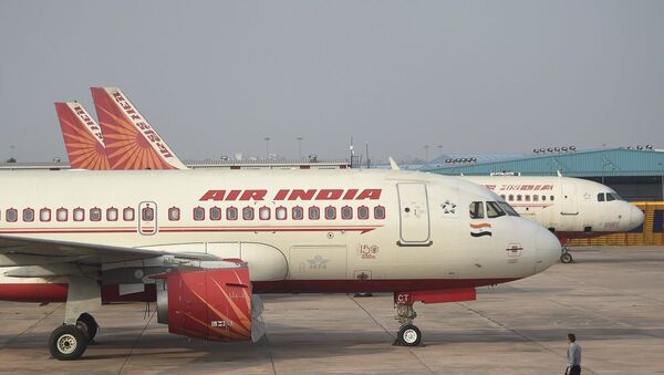 Air India planes are seen parked at the Indira Gandhi International airport, in New Delhi.  - 俄羅斯衛星通訊社