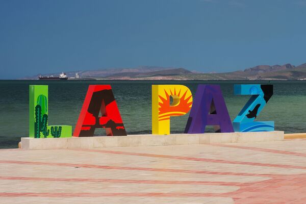 墨西哥寫有“La Paz”字樣的裝置 - 俄羅斯衛星通訊社