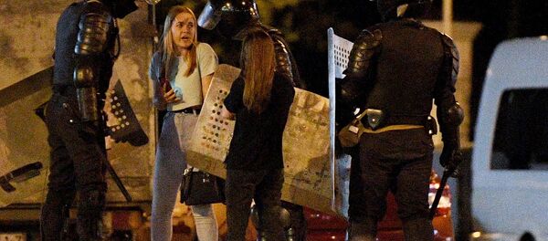 Сотрудники правоохранительных органов во время акции протеста в Минске Сотрудники правоохранительных органов во время акции протеста в Минске - 俄罗斯卫星通讯社