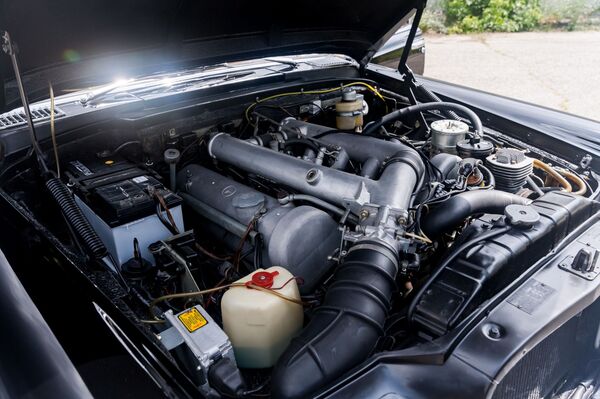 中国外交部长罕见的豪华轿车将以28.5万美元出售 - 俄罗斯卫星通讯社