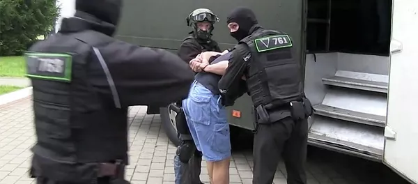 Кадр оперативного видео задержания предположительно 32 членов частной военной компании в Белоруссии - 俄羅斯衛星通訊社