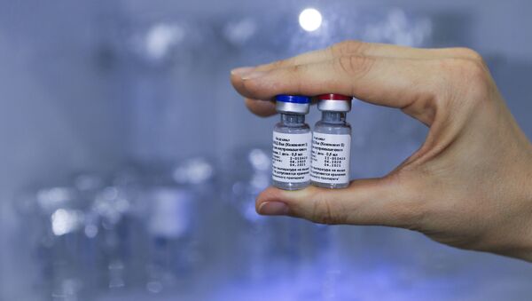 俄加马列亚中心专家：接种新冠疫苗后未发现任何严重并发症 - 俄罗斯卫星通讯社