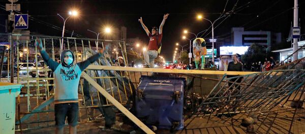 Протесты и беспорядки в Минске после президентских выборов - 俄罗斯卫星通讯社