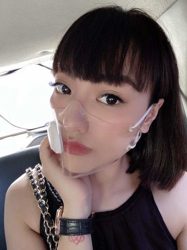 透明口罩成為越南名人的新時尚 - 俄羅斯衛星通訊社