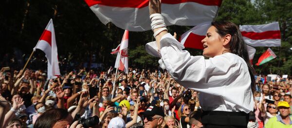 Кандидат в президенты Белоруссии Светлана Тихановская во время митинга в Бресте Кандидат в президенты Белоруссии Светлана Тихановская во время митинга в Бресте - 俄罗斯卫星通讯社