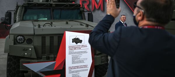 Самоходный миномет Дрок на базе бронеавтомобиля Тайфун на Международном военно-техническом форуме (МВТФ) Армия-2020 в военно-патриотическом парке Патриот - 俄罗斯卫星通讯社
