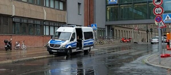 Автомобиль скорой помощи у клиники Шарите  в Берлине, куда должны доставить политика Алексея Навального - 俄罗斯卫星通讯社