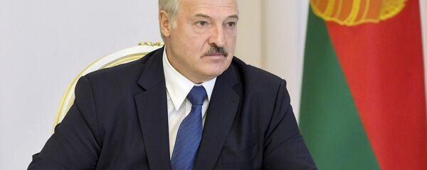 Президент Белоруссии Александр Лукашенко во время выступления в Совете безопасности в Минске Президент Белоруссии Александр Лукашенко во время выступления в Совете безопасности в Минске - 俄罗斯卫星通讯社