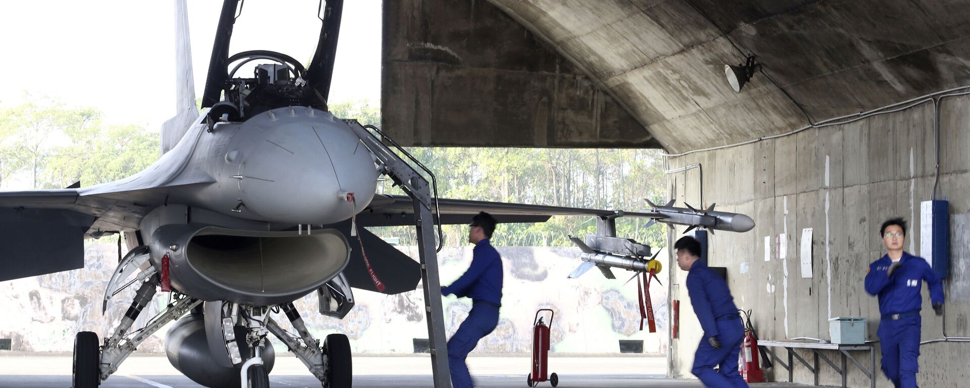  F-16V  - 俄羅斯衛星通訊社, 1920, 22.10.2025