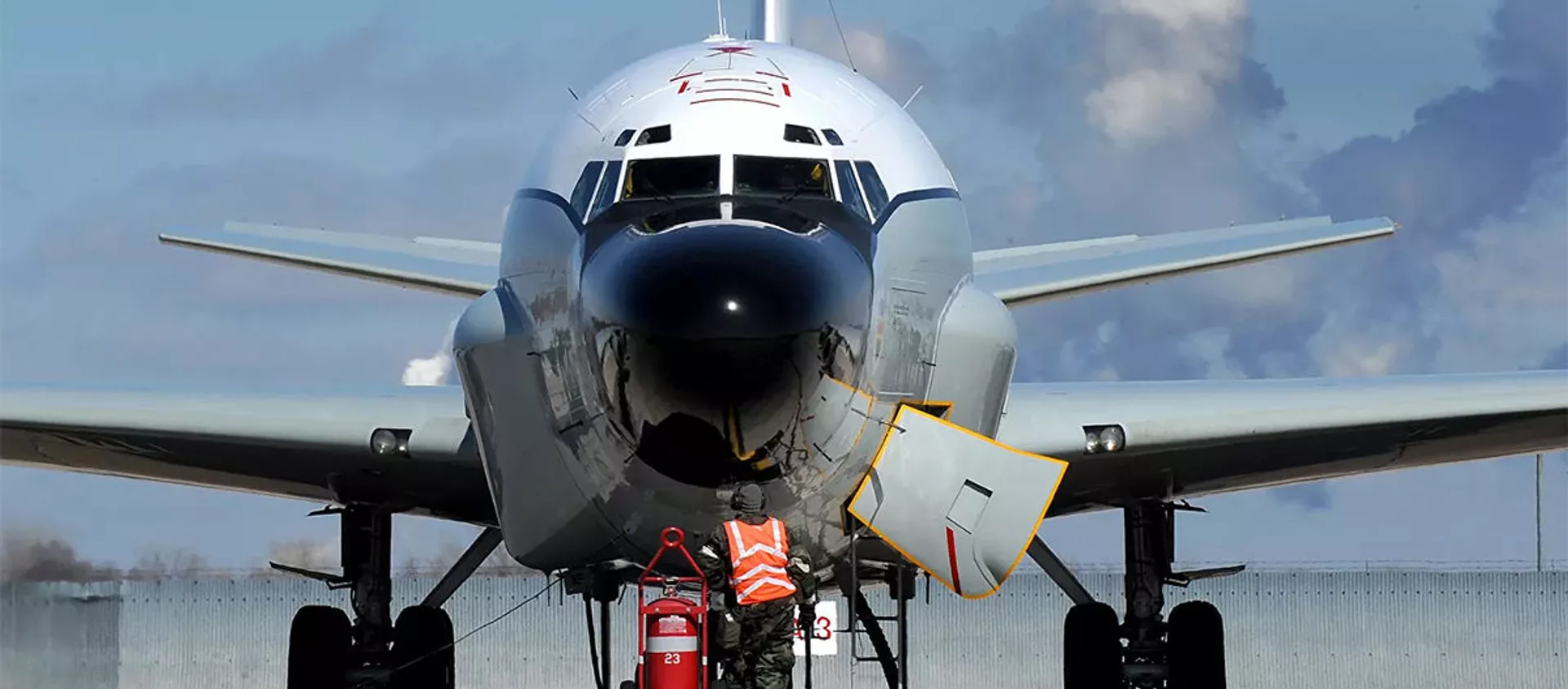 Самолет радиоэлектронной разведки ВВС США RC-135V/W Rivet Joint  - 俄羅斯衛星通訊社, 1920, 10.06.2021