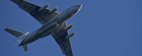 Самолет Ил-76ТДП Михаил Водопьянов МЧС России во время тушения лесных пожаров в заповеднике Утриш недалеко от Анапы Самолет Ил-76ТДП Михаил Водопьянов МЧС России во время тушения лесных пожаров в заповеднике Утриш недалеко от Анапы - 俄羅斯衛星通訊社