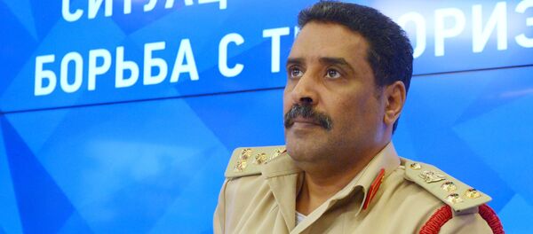 Официальный представитель Ливийской национальной армии Ахмад Аль-Мисмари Официальный представитель Ливийской национальной армии Ахмад Аль-Мисмари - 俄罗斯卫星通讯社