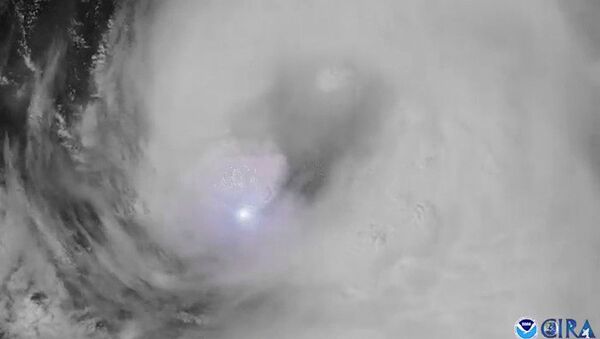 Спутниковый снимок урагана Лаура - 俄羅斯衛星通訊社