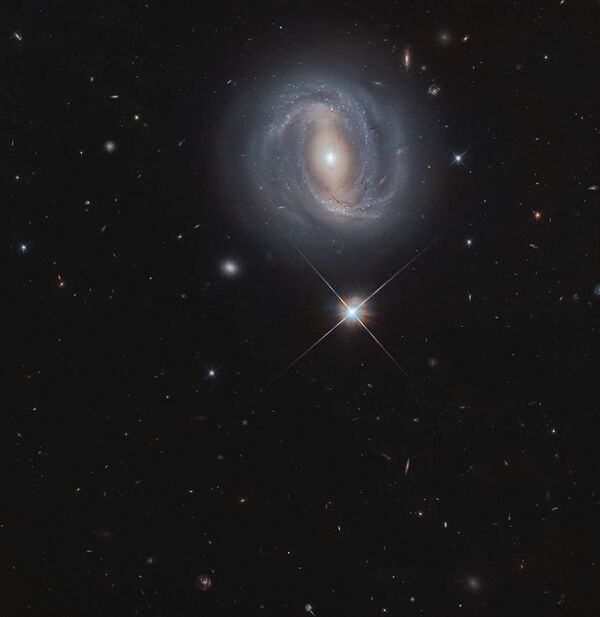 Спиральная галактика с перемычкой NGC 4907 (SBb) в созвездии Волосы Вероники - 俄羅斯衛星通訊社