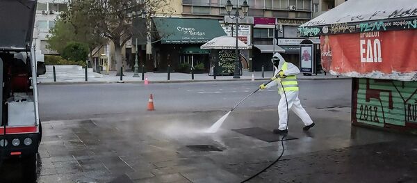 Сотрудник коммунальной службы в Афинах - 俄羅斯衛星通訊社