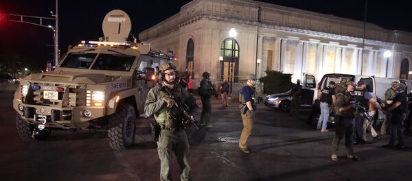 发生骚乱的美国基诺沙市的宵禁延长至9月1日 发生骚乱的美国基诺沙市的宵禁延长至9月1日 - 俄罗斯卫星通讯社