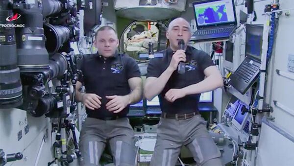 俄宇航員在國際空間站向中小學生祝賀“知識日” - 俄羅斯衛星通訊社