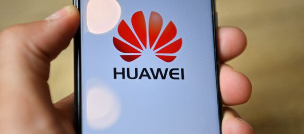 Смартфон Huawei  - 俄罗斯卫星通讯社