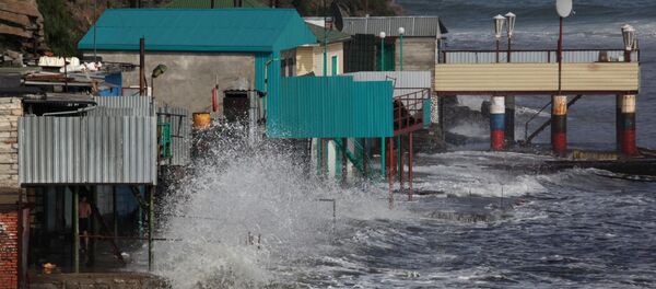 俄滨海边疆区受台风“海神”影响 河水或将溢出堤坝 - 俄罗斯卫星通讯社