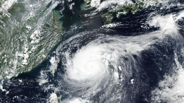 日本政府呼籲民眾因暴雨及雙颱風逼近提前撤離 - 俄羅斯衛星通訊社