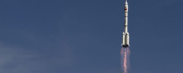 Старт ракеты-носителя Чанчжэн-2F c космодрома Цзюцюань, КНР.  - 俄羅斯衛星通訊社