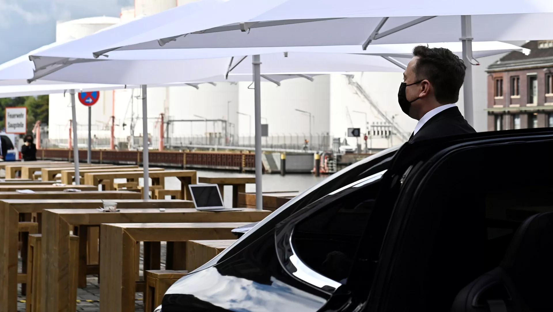 Основатель компаний Tesla и SpaceX Илон Маск