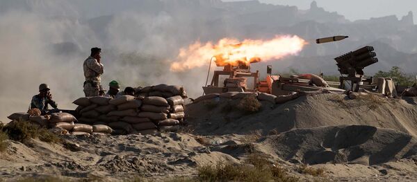 Военнослужащие иранской армии принимают участие в ежегодных военных учениях Zolphaghar 99 в Оманском заливе, Иран - 俄罗斯卫星通讯社