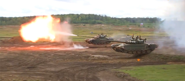 T-72BZM坦克“飞行” - 俄罗斯卫星通讯社