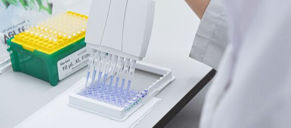 Испытания и производство вакцины от COVID-19 в лаборатории центра эпидемиологии и микробиологии имени Н.Ф. Гамалеи - 俄罗斯卫星通讯社