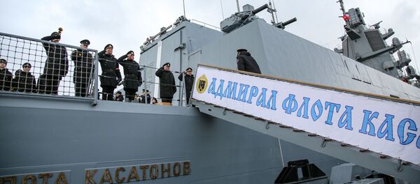 Торжественная встреча фрегата проекта 22350 Адмирал флота Касатонов в порту Североморска - 俄罗斯卫星通讯社