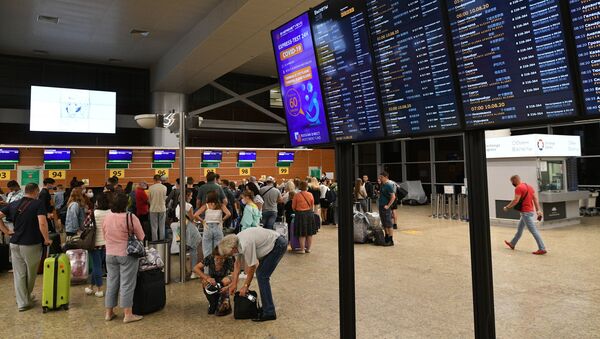 俄专家：莫斯科新冠病例上升与检测次数增多以及国外休假人员回国有关 - 俄罗斯卫星通讯社