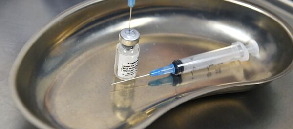 Вакцина против COVID-19 во время вакцинации добровольцев Вакцина против COVID-19 во время вакцинации добровольцев - 俄羅斯衛星通訊社