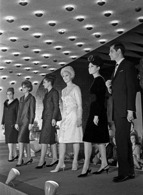 Участницы московского международного Конгресса моды в Москве, 1964  - 俄羅斯衛星通訊社