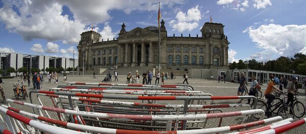 Вид на историческое здание Рейхстага в центре Берлина, где заседает бундестаг - 俄羅斯衛星通訊社