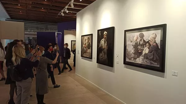 展現俄羅斯芭蕾舞演員以及去西藏朝聖:中國畫家作品在莫斯科國際展上展出 展現俄羅斯芭蕾舞演員以及去西藏朝聖:中國畫家作品在莫斯科國際展上展出 - 俄羅斯衛星通訊社