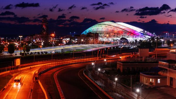 Трасса Формулы 1 и стадион Фишт в Олимпийском парке в Сочи. - 俄罗斯卫星通讯社