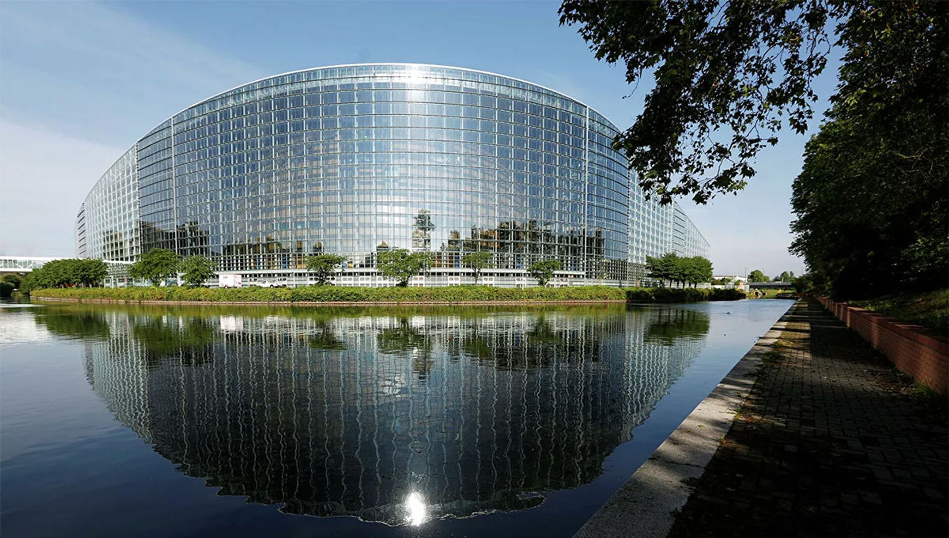 Здание Европейского парламента в Страсбурге - 俄罗斯卫星通讯社, 1920, 30.04.2021