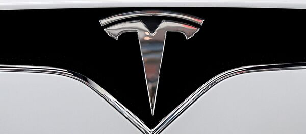 Логотип Tesla - 俄罗斯卫星通讯社