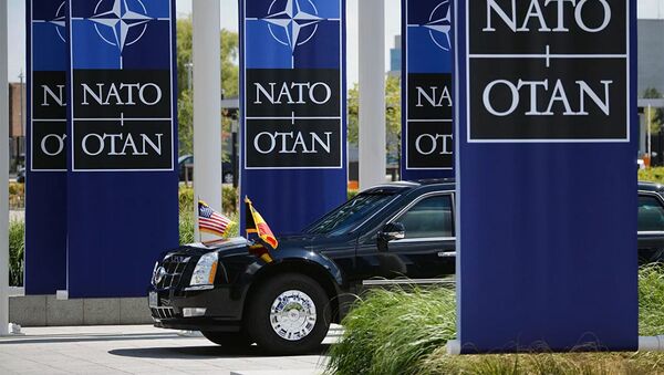 Лимузин президента США Дональда Трампа в Брюсселе во время саммита НАТО. 11 июля 2018 - 俄罗斯卫星通讯社