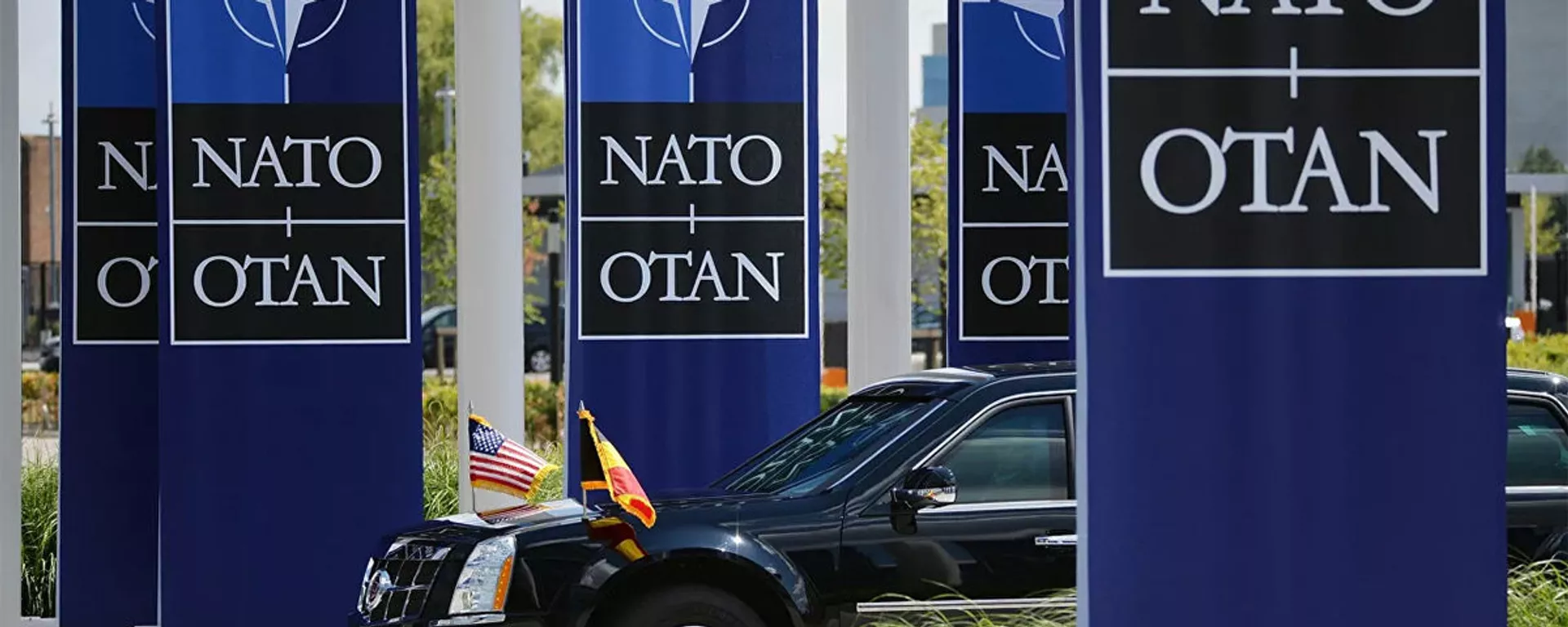 Лимузин президента США Дональда Трампа в Брюсселе во время саммита НАТО. 11 июля 2018 - 俄羅斯衛星通訊社, 1920, 17.03.2021