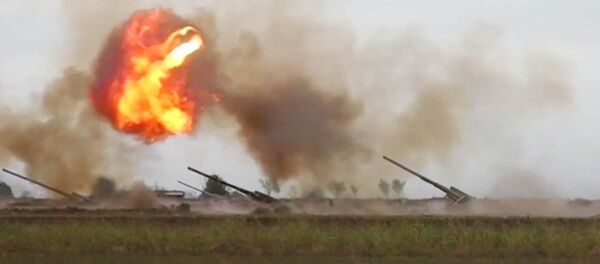Вооруженные силы Азербайджана наносят удар артиллерийским подразделениям вооруженных сил Армении на Агдеринском направлении в Нагорном Карабахе. Вооруженные силы Азербайджана наносят удар артиллерийским подразделениям вооруженных сил Армении на Агдеринском направлении в Нагорном Карабахе. - 俄罗斯卫星通讯社