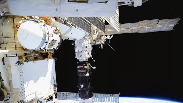 Грузовой корабль Прогресс пристыкованный к Международной космической станции - 俄羅斯衛星通訊社