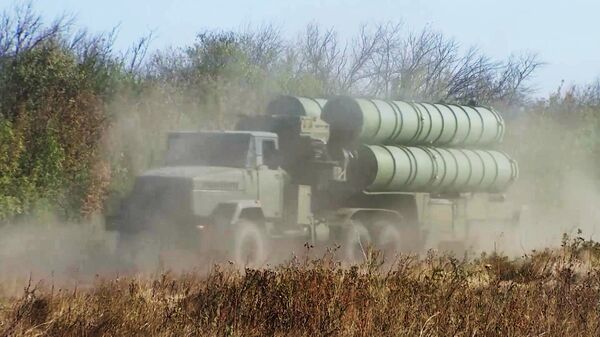 顿涅茨克人民警察发言人：乌克兰向顿巴斯调遣一个S-300防空导弹营 - 俄罗斯卫星通讯社