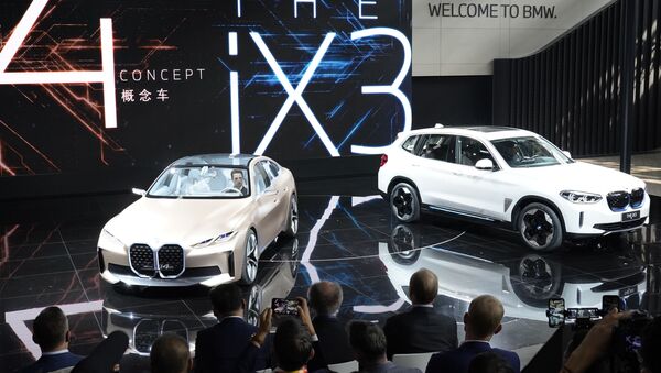 Новый BMW i4 на Пекинском международном автошоу.  - 俄羅斯衛星通訊社
