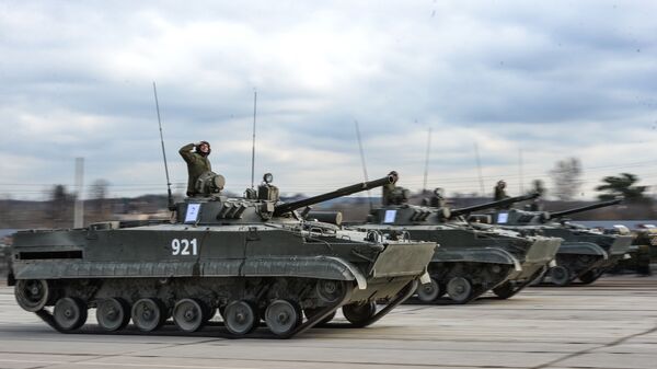 普京稱俄羅斯將繼續為武裝力量配備新裝備 - 俄羅斯衛星通訊社