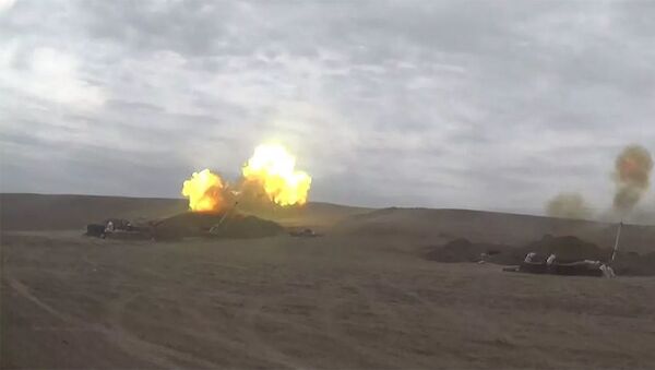 Артиллерийские подразделения Азербайджанской Армии наносят удары по позициям военных в Армении - 俄羅斯衛星通訊社