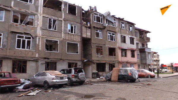 纳戈尔诺-卡拉巴赫：首都遭炮击后的景象 - 俄罗斯卫星通讯社
