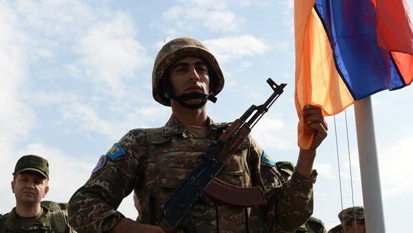Военнослужащий подразделения Вооруженных сил Армении - 俄羅斯衛星通訊社