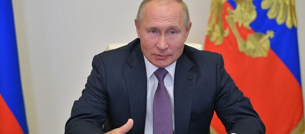 6 октября 2020. Президент РФ Владимир Путин проводит в режиме видеоконференции заседание совета при президенте РФ по развитию физической культуры и спорта.  - 俄罗斯卫星通讯社